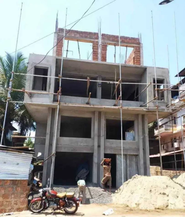 Construction contractor