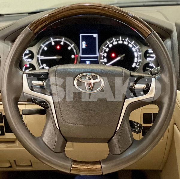 2019 Toyota Land Cruiser V8 Gxr Grand Touring, Toyota Warranty + Service Contract, Low Kms, Gcc 14 Image