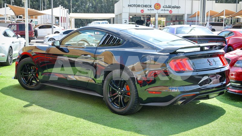Mustang Eco-Boost V4 2019/Original Airbags/Shelby Kit/Big Screen/Low Miles/Very Good Condition 6 Image