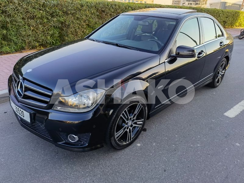 Mercedes C200 Edition Gcc 2014 Full Options With Panoramic 14 Image