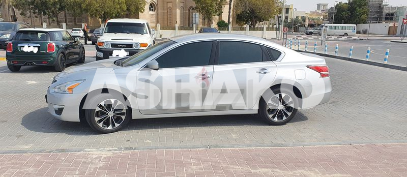 Nissan Altima - 2016 - Silver - Gcc Specifications 7 Image