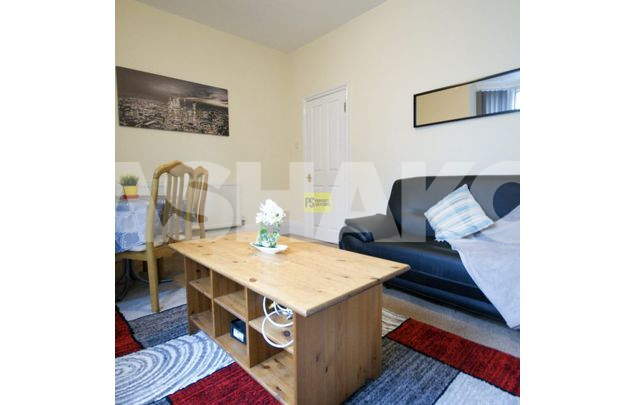 2 bedroom apartment in Landmark West Tower