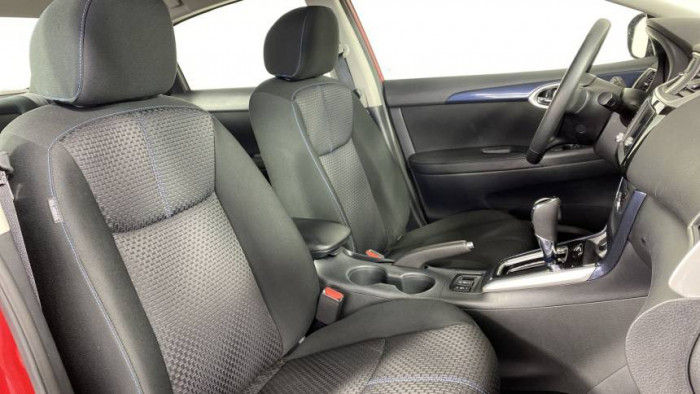 2019 Nissan Sentra 4 Image