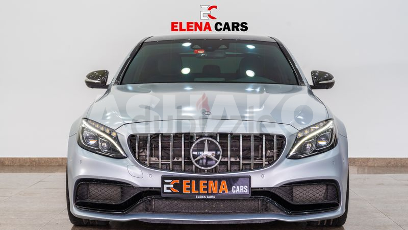 Mercedes C63S Amg 2016 - Gcc - Fsh - Fully Loaded - Under Warranty - Excellent Condition 19 Image