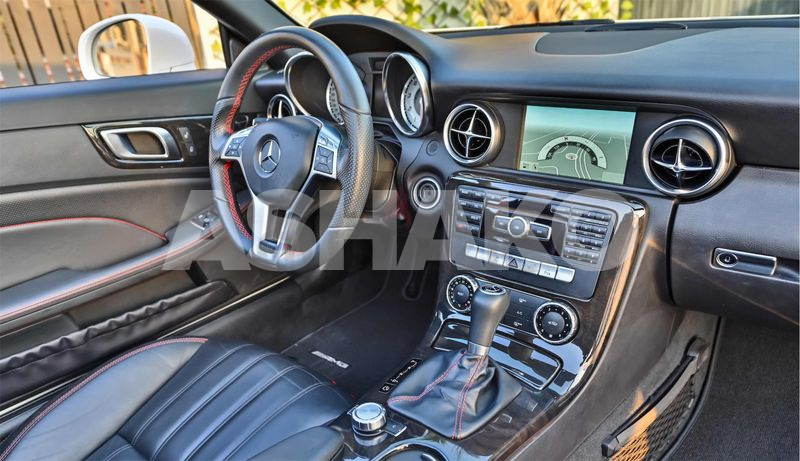 1,758 P.m (4 Years) | Slk200 Amg Convertible | 0% Downpayment | Exceptional Condition! 6 Image