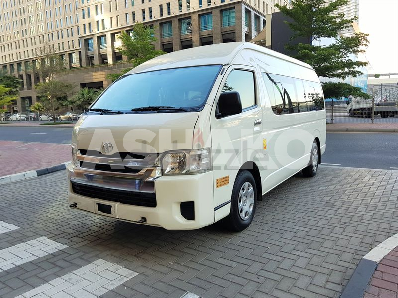 HIGH ROOF HIACE 2015 MODEL GCC SPEC SINGLE OWNER ACCIDENT FREE