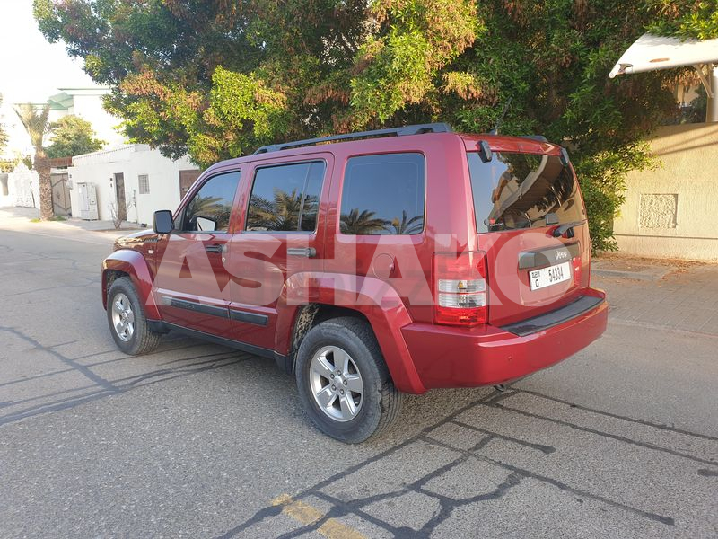 2012 Jeep Cherokee (Dealer Full Service History/Contract) 5 Image