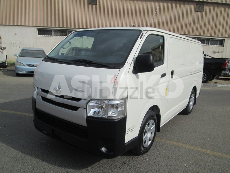 TOYOTA HIACE VAN - GL 2016 - 2.7L,GCC LOW EMI MONTHLY AED 759/- (For Sixty Months)