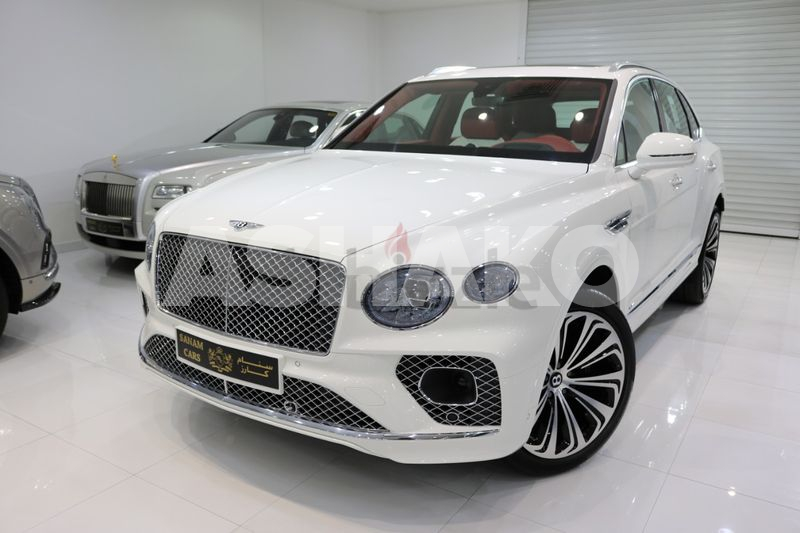 *first Edition V8* Bentley Bentayga, Brand New, 2021, Gcc Specs, Dealers Warranty Available 1 Image
