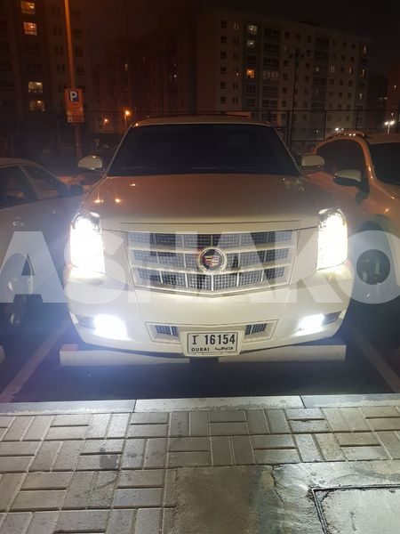 Cadillac Escalade 2014 Very Light Use By Woman As Second Car 11 Image