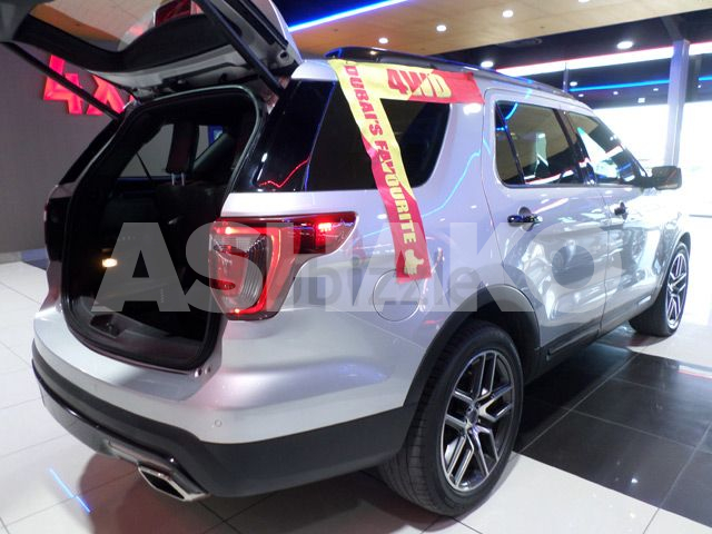 1,570 P.m | 0% Available | Trade-In Welcome | 2016 Explorer Sport | Dealer Warranty + History | Gcc 10 Image