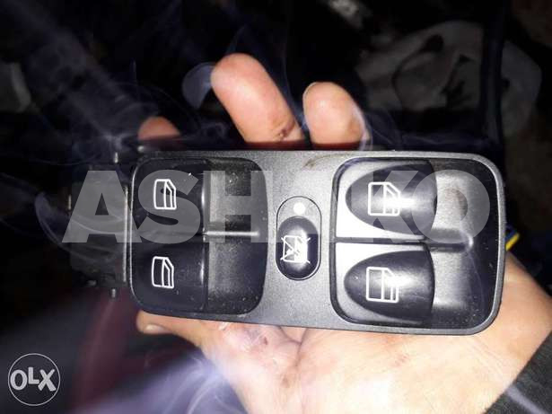 فقسات زجاج مرسيدس w203