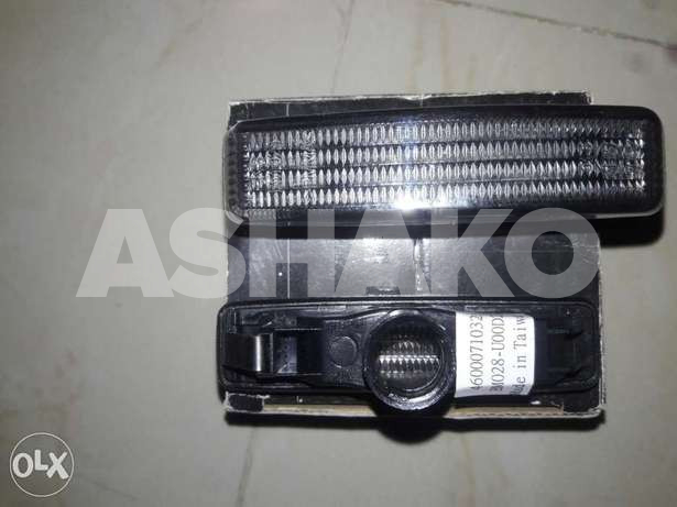 اشارة رفراف bmw e39 e46 اسود وابيض