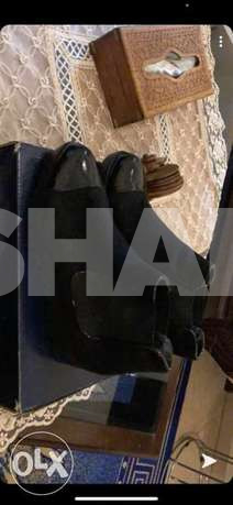 shoes b 50,000