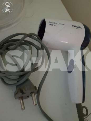 Hair dryer Philips power 1400 w السعر ٥٠ ا...