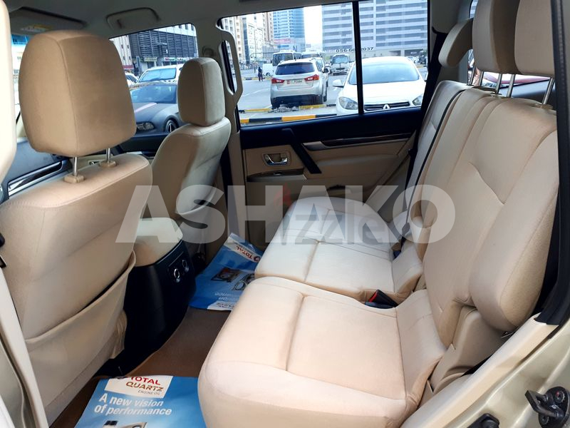 Pajero 3.5 Gls V6 2017 Gcc Spec No Accident 100% Original Paint 4 Wd Cruise Camera Reduced Price 7 Image