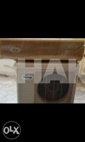 مكيف مستعمل للبيع ببرد تلاجة 1800 ب 150$ و...