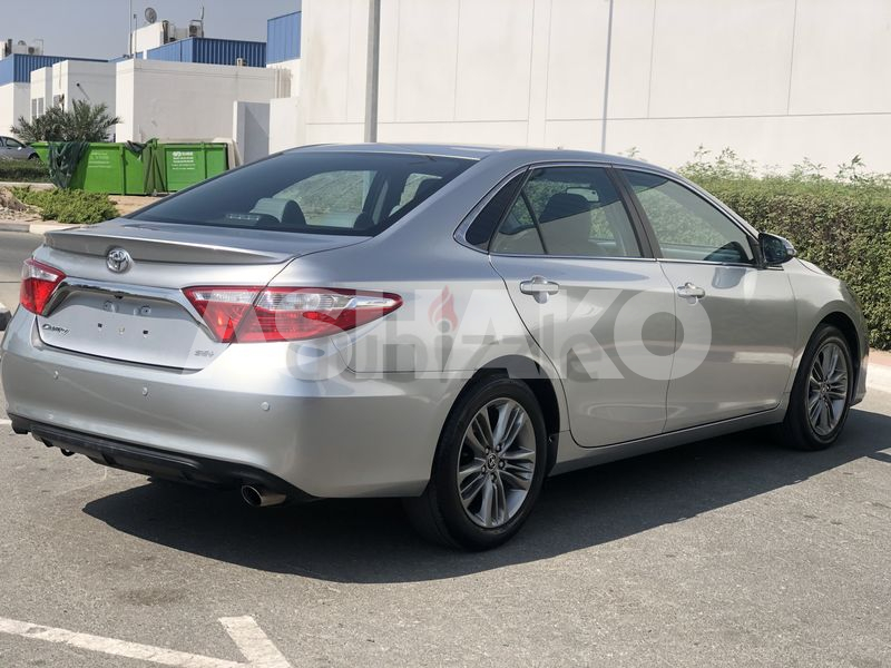 Aed/925 Month Se+ Unlimited Km Warranty Full Option 2016 Excellent Condition Y Toyota Camry . ..... 11 Image