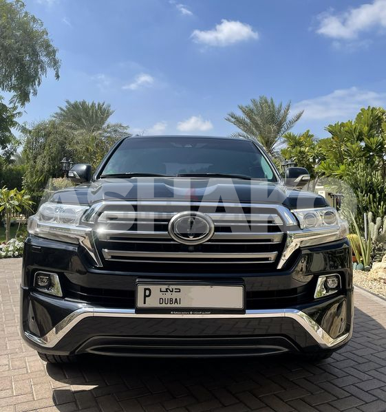 Land Cruiser VXR V8 5.7 2017 GCC Specs