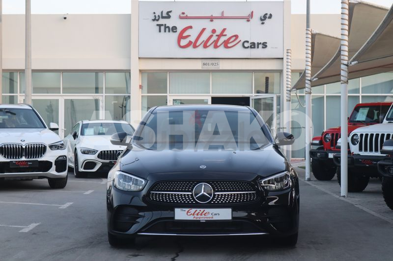 (2021) Mercedes-Benz E200 //AMG// GCC Under Warranty
