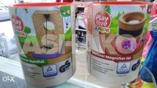 Sundial and magnifier toy