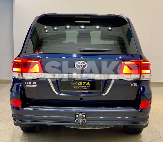2019 Toyota Land Cruiser V8 Gxr Grand Touring, Toyota Warranty + Service Contract, Low Kms, Gcc 5 Image