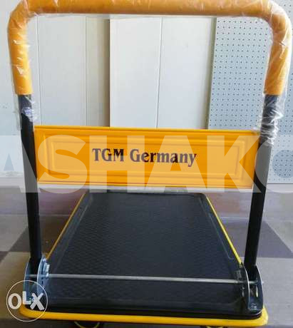 Trolley عربة