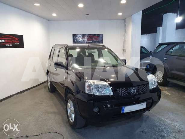 2009 Nissan X-Trail 4 Cylinders Black/Grey...