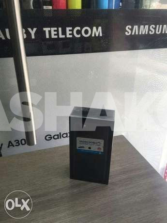 Iphone 11 pro max uk with warranty special...