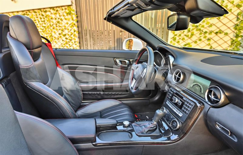 1,758 P.m (4 Years) | Slk200 Amg Convertible | 0% Downpayment | Exceptional Condition! 7 Image