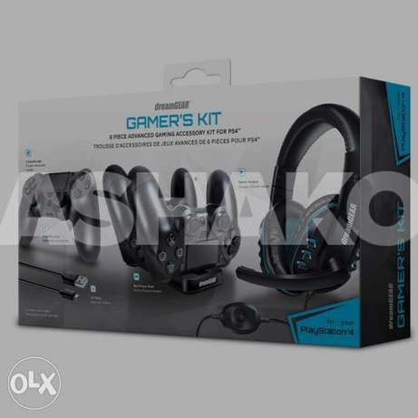 DreamGear 6 in1 Gamer's Kit For PS4