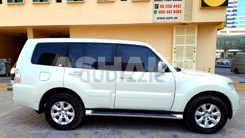 Pajero 3.5 Gls V6 2017 Gcc Spec No Accident 100% Original Paint 4 Wd Cruise Camera Reduced Price 4 Image