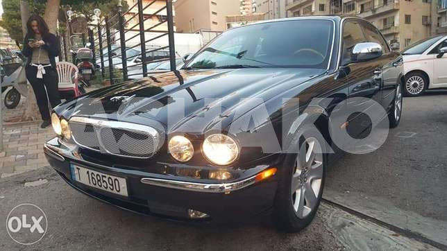 Xj 8 model 2004 very clean