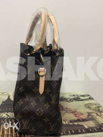 Louis Vuitton bag(replica)