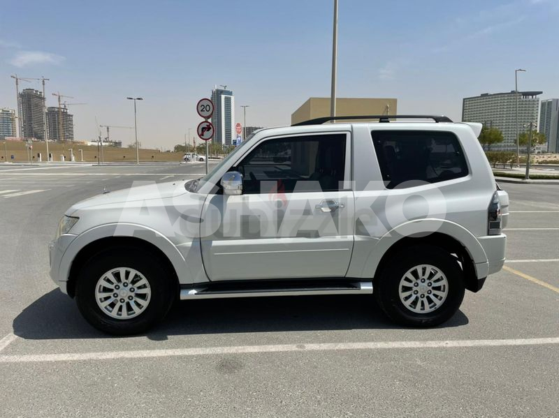3 Doors Pajero In Immaculate Condition For Sale 2 Image