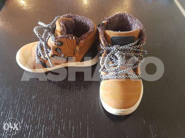 Boot for boy size 22. 50000LL