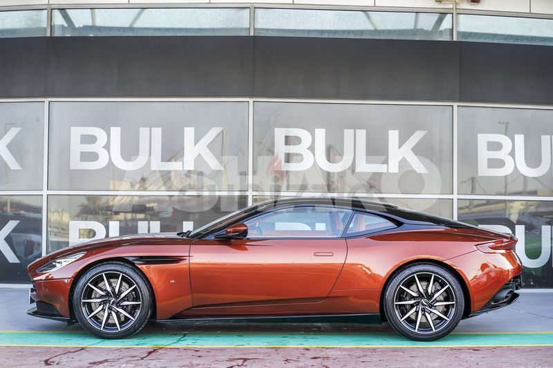 Aston Martin Db11 - Gcc - Aed 10,686 Monthly - 0% Dp 4 Image