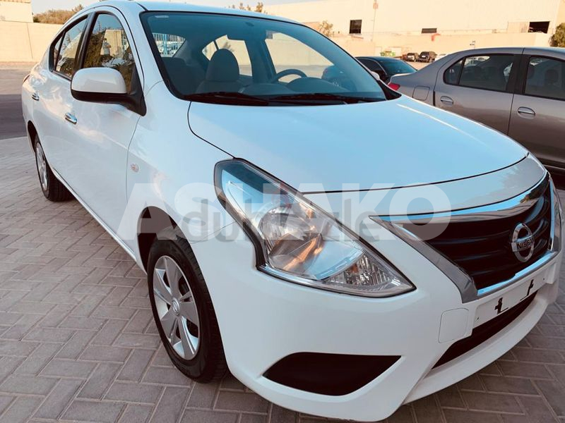 Nissan sunny 2017 GCC mid option Bluetooth low km