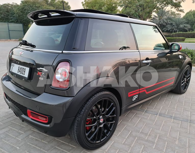 LIKE NEW!! MANUAL (STAGE 2) JOHN COOPER WORKS WITH GP LOOK EDITION ,GCC,FULL SERVICE HISTORY