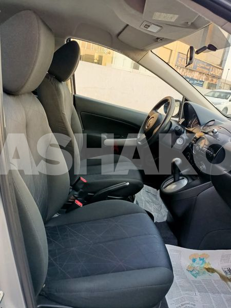 Mazda 2 Gcc 2014 H/B Fully Automatic Good Condition 6 Image