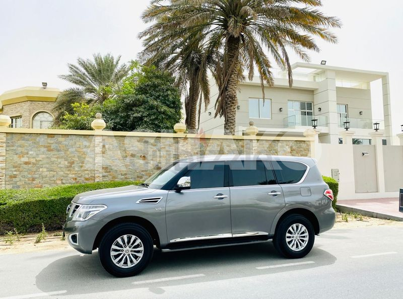 An Original Paint Zero Accident NISSAN PATROL 2014 Grey GCC