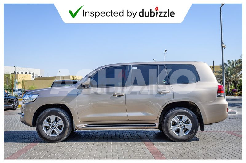 Aed2462/month | 2018 Toyota Land Cruiser Exr 4.6L | Full Service History | 8 Seater | Gcc Specs 4 Image