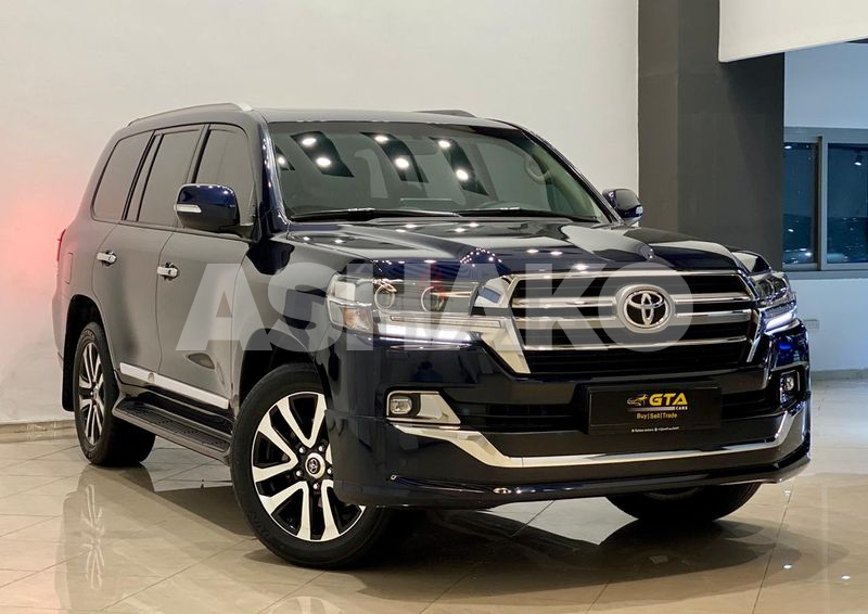 2019 Toyota Land Cruiser V8 Gxr Grand Touring, Toyota Warranty + Service Contract, Low Kms, Gcc 3 Image