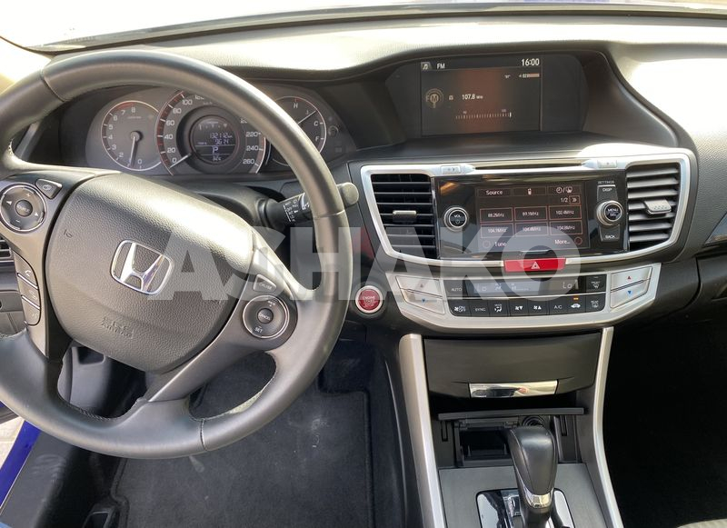 Honda Accord Coupe Sport V4, Gcc, 2015, Sunroof, Excellent Condition 8 Image