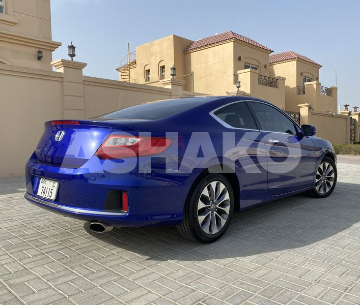 Honda Accord Coupe Sport V4, Gcc, 2015, Sunroof, Excellent Condition 12 Image
