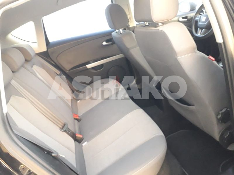 Seat Leon 2012/Gcc/Hatchback/Good Condition/ 8 Image