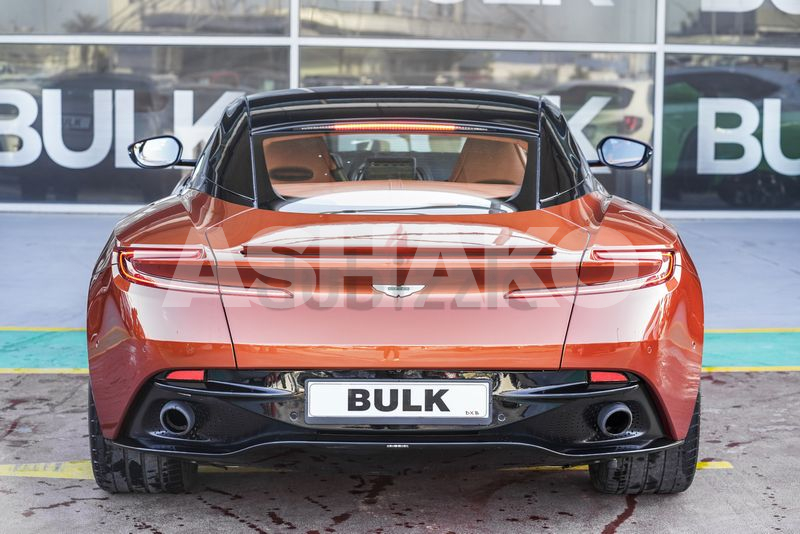 Aston Martin Db11 - Gcc - Aed 10,686 Monthly - 0% Dp 6 Image