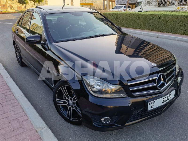 Mercedes C200 Edition Gcc 2014 Full Options With Panoramic 17 Image
