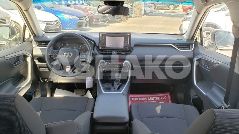 Toyota Rav4 Le  4Wd Model 2019 Full Option 9 Image