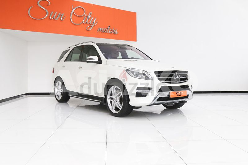 AED1303/MONTH ((IMMACULATE CONDITION))2013 MERCEDES ML500 4MATIC //AMG BLUE EFFICIENCY - BEST DEAL!!